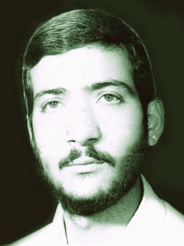 شهید احمد حسینی زواریی فرزند رضا
