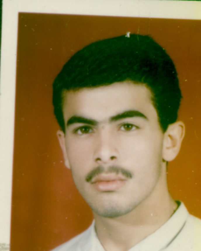 شهید اعظیم هنرمندهولقی فرزند رحیم