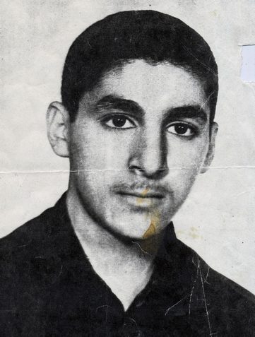 شهید رضا کاوسی فر فرزند بهادر