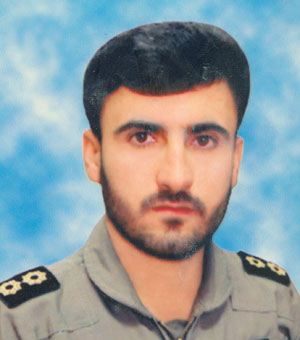 شهید شجاعت علمداری مورجانی فرزند کرم