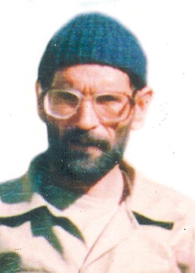 شهید شوذب عزیزی فرزند محمدحسین