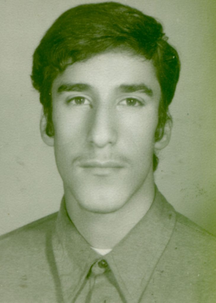 شهید علی زندیه فرزند حسین