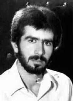 شهید علی مشهدی غریبه فرزند محبوب