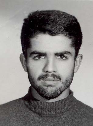 شهید مجتبی محمدی دارانی فرزند همایون