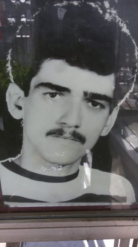 شهید محمدمهدی اکبری آهنگر فرزند حسین