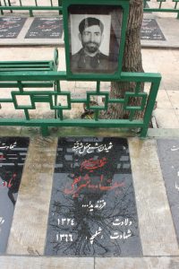 عکس مزار شهید سیف اله شریفی شایسته فرزند یداله