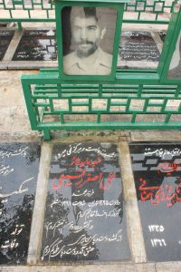 عکس مزار شهید علی اصغر رفیعی فرزند محمد