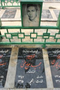 عکس مزار شهید مجید حاج غنی فرزند ماشااله