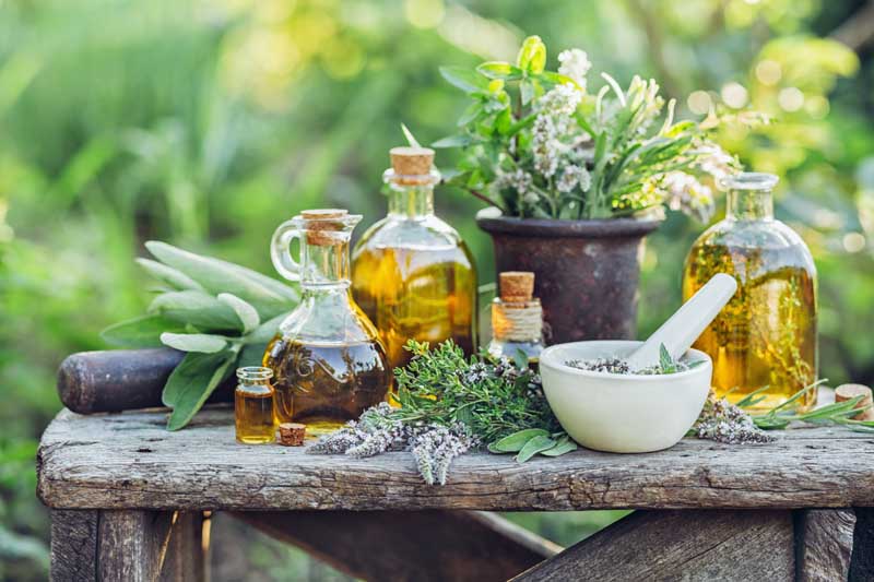 فواید بی نظیر عرق زیره سیاه و عرق شوید برای سلامتی