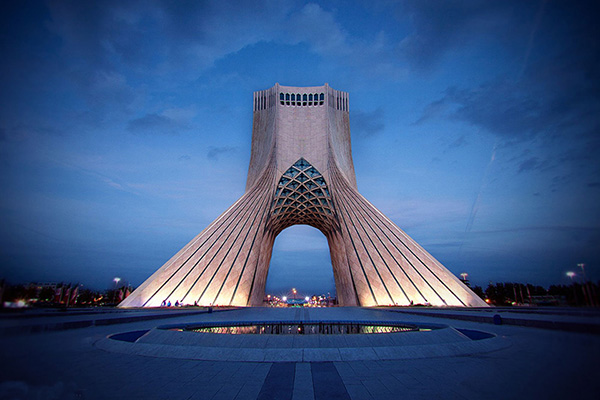 زندگینامه و معرفی آثار حسین امانت